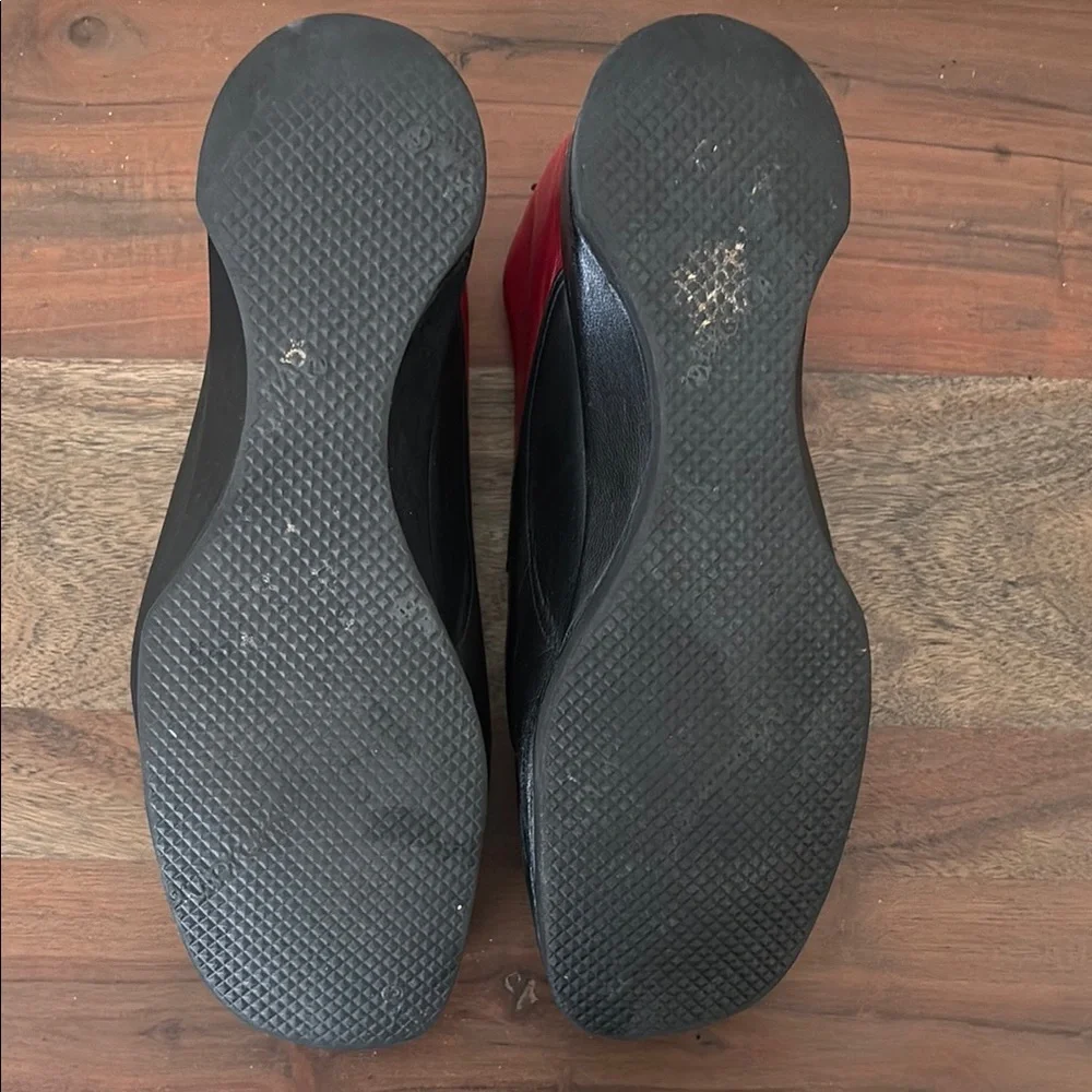 Taryn Rose Red and Black Mary Jane Flats. 6. Made in Italy.